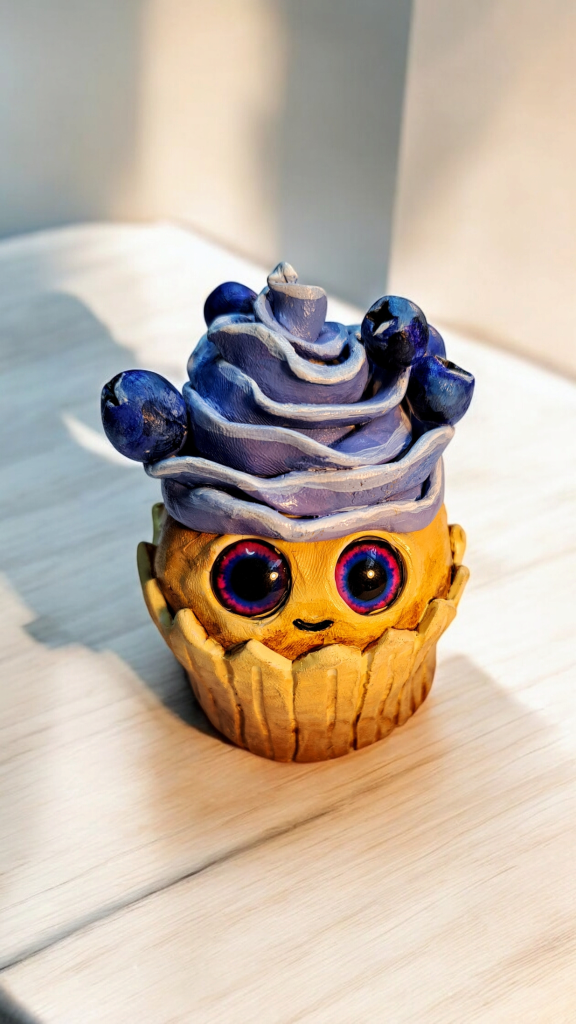 Cute Cupcake Sculptures (Multiple Flavor Options)