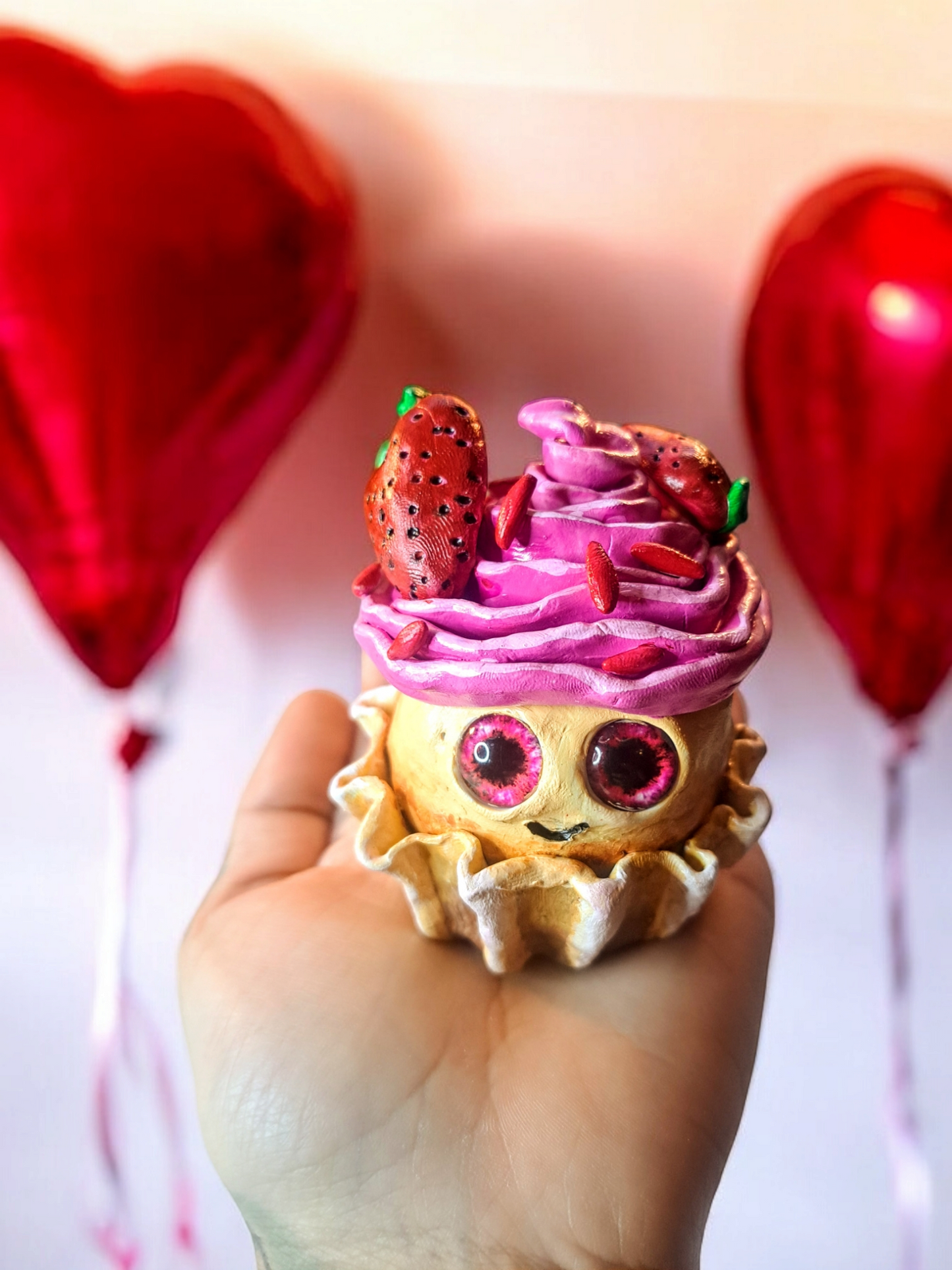 Cute Cupcake Sculptures (Multiple Flavor Options)