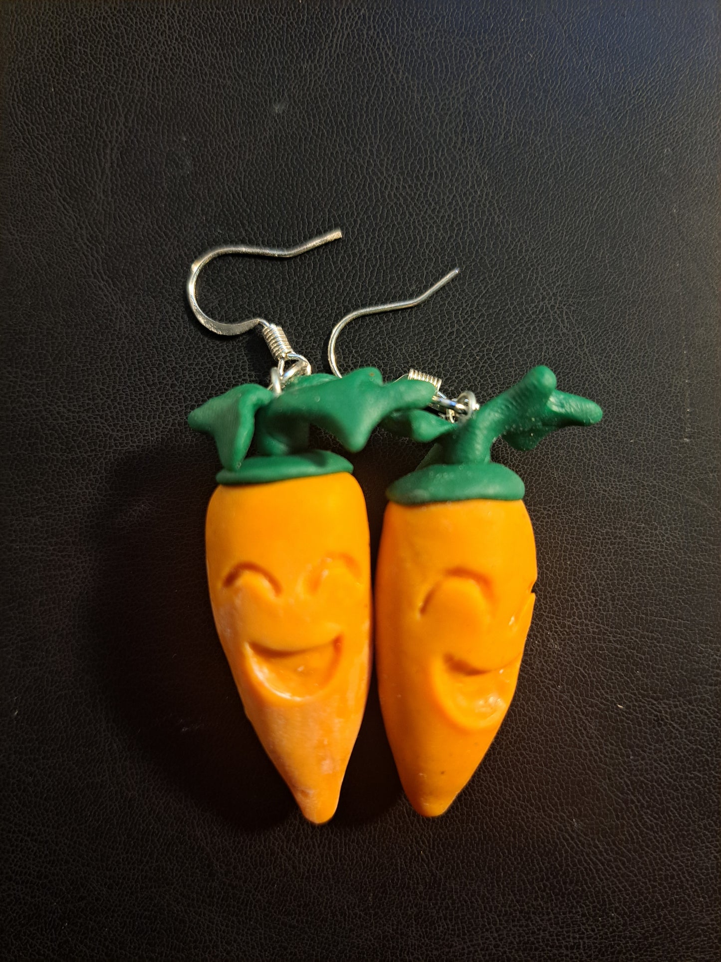 Happy Carrot Earrings