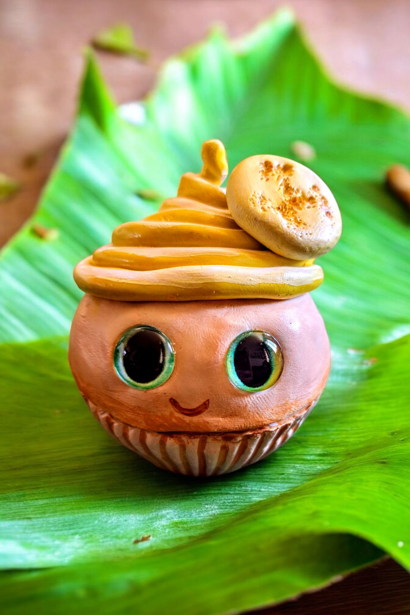 MINI Cute Cupcake Sculptures (Multiple Flavor Options)